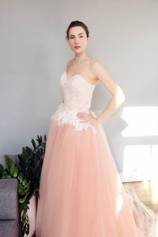Blush Pink Sweetheart A-Line Tulle Skirt Appliques Wedding Dresses