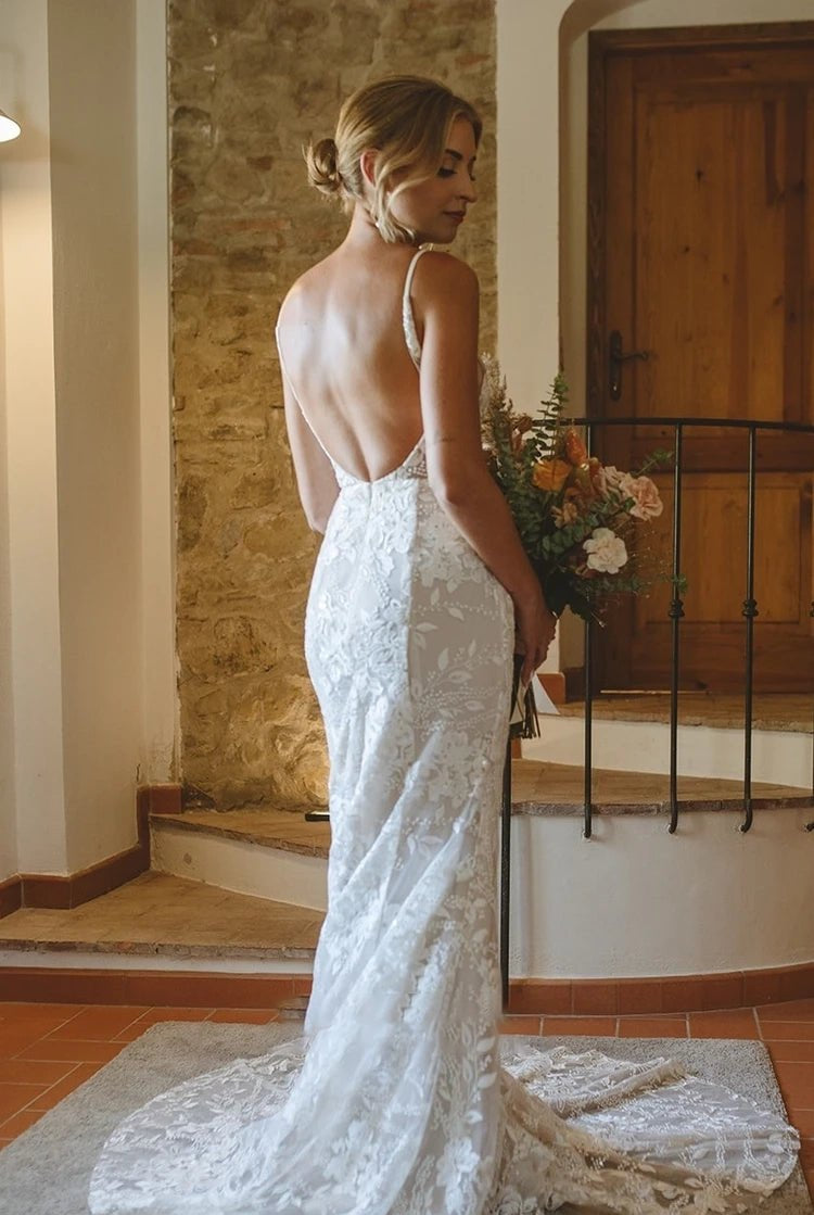 Bohemian Full Body Lace Mermaid Sexy Hip Wrap Wedding Dress Spaghetti Straps with Backless