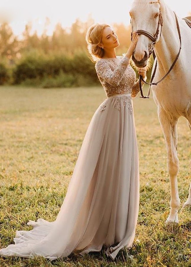 Bohemian Long Sleeve Appliqued Beading Tulle Backless Wedding Bridal Gowns