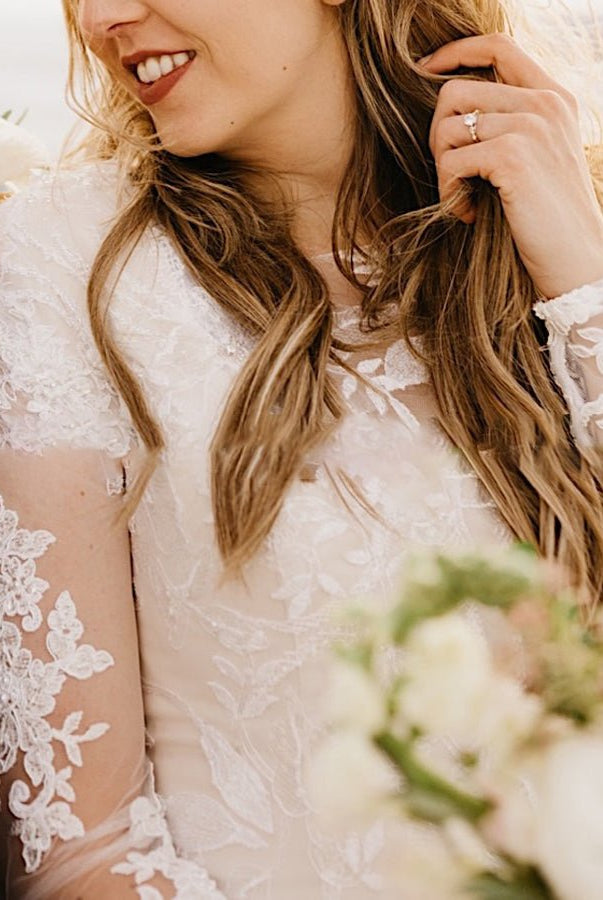 Gorgeous Boho Lace Long-Sleeves Mermaid Appliques Wedding Dress