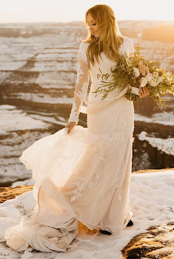 Gorgeous Boho Lace Long-Sleeves Mermaid Appliques Wedding Dress