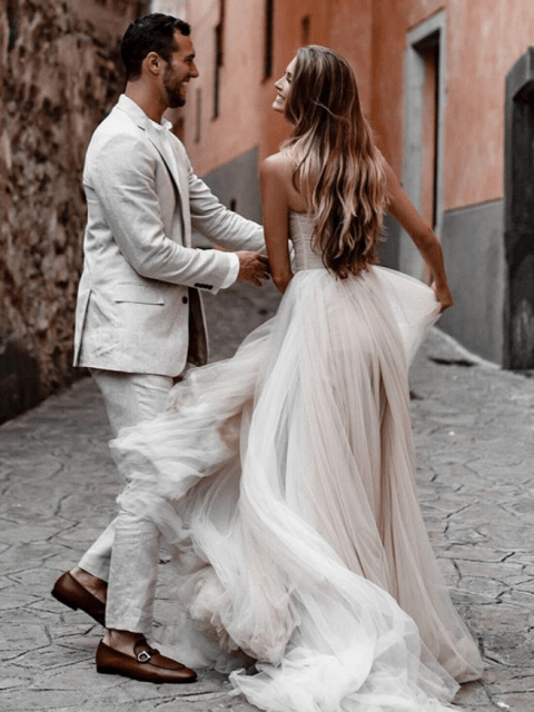 A-Line Sweetheart Tulle Long Wedding Dresses