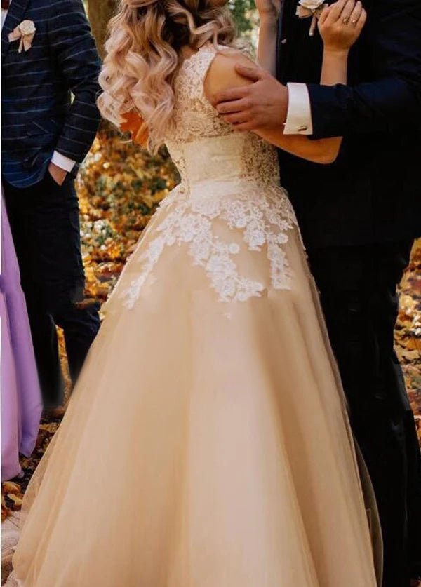 Champagne Corset Lace Appliques Tulle Wedding Dresses Floor Length Without Train - KissProm