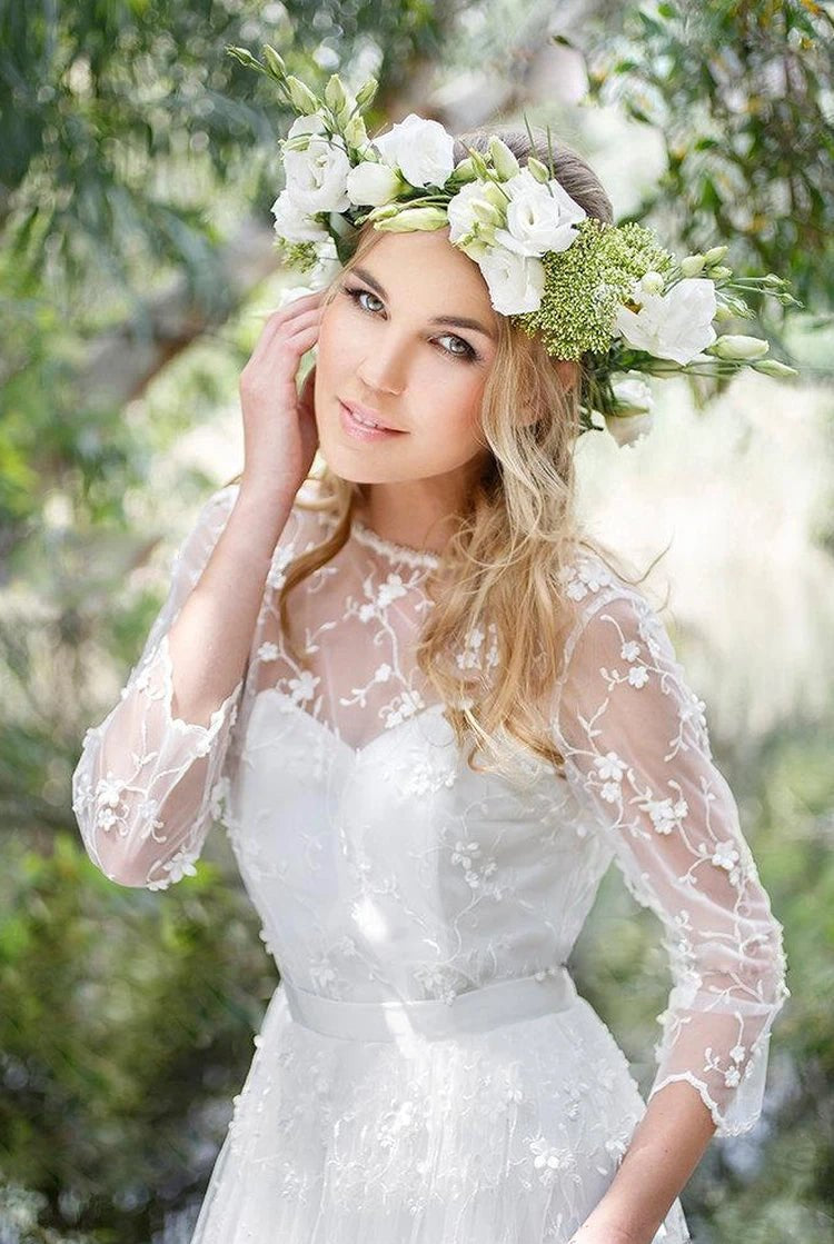 3/4 Length Sleeve A-Line Lace Appliques Low-V Back Wedding Dress