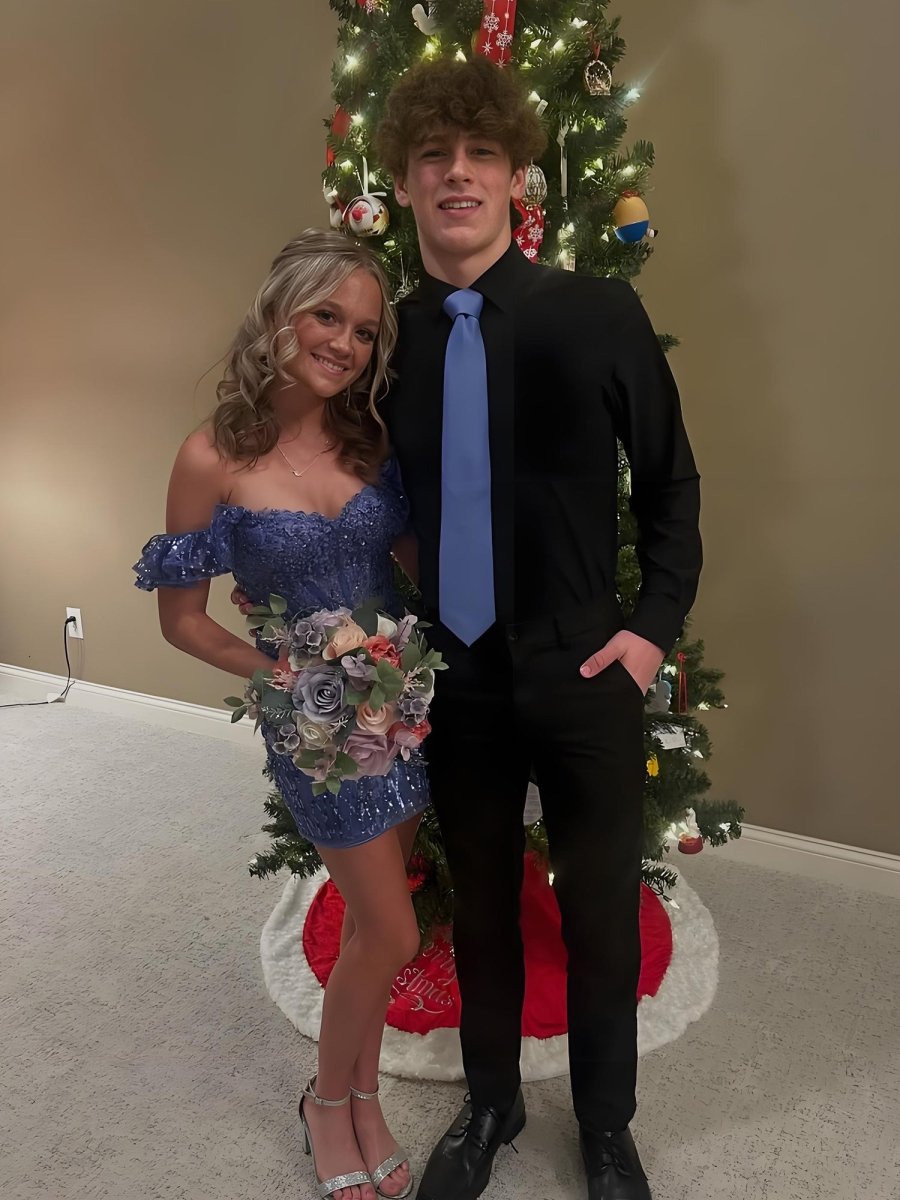 Claudette | Royal Blue - Bodycon Off The Shoulder Sequins Short Homecoming Dresses