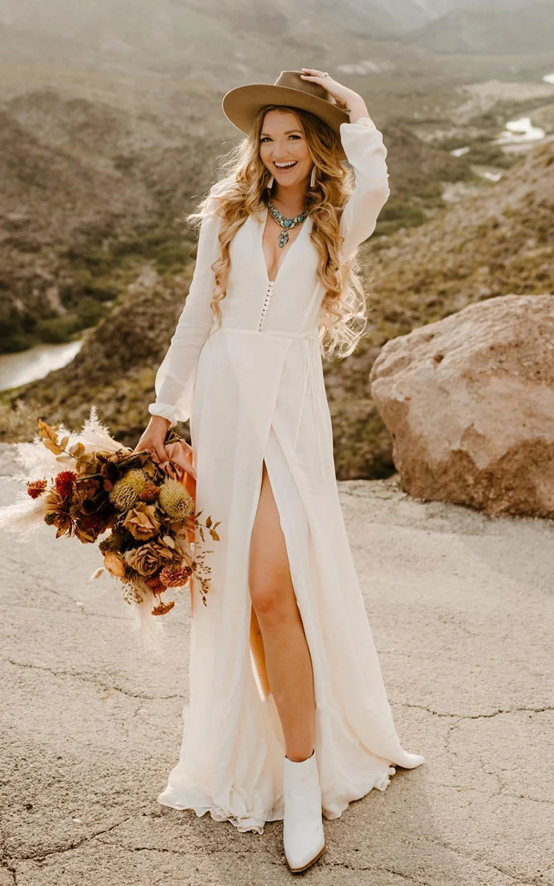 Charming Mermaid V Neck Tulle Wedding Dresses with Appliques Champagne / 14 Charming Mermaid V Neck Tulle Wedding Dresses with Appliques Champagne / 14