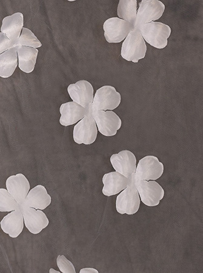 Cute Lace Flower Appliques One Tier Cut Edge Wedding Veil - KissProm