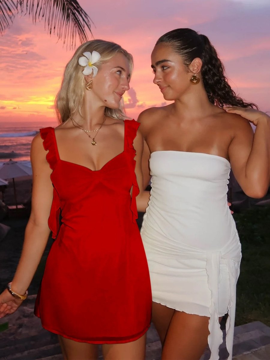 Dovie | Yellow - Sheath Satin V Neck Short Homecoming Dresses with Ruffles