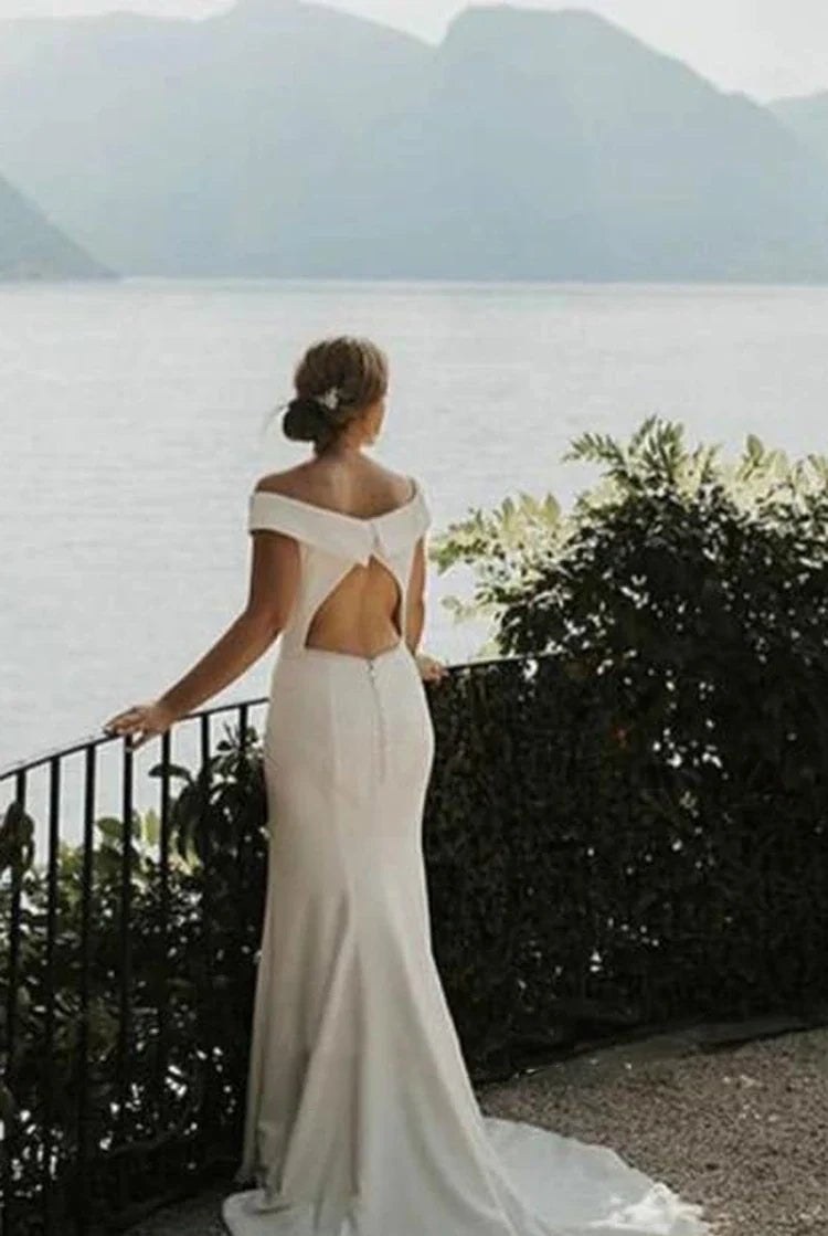 Elegant Chiffon Off-the-shoulder Keyhole Back Bridal Gown with Court Train