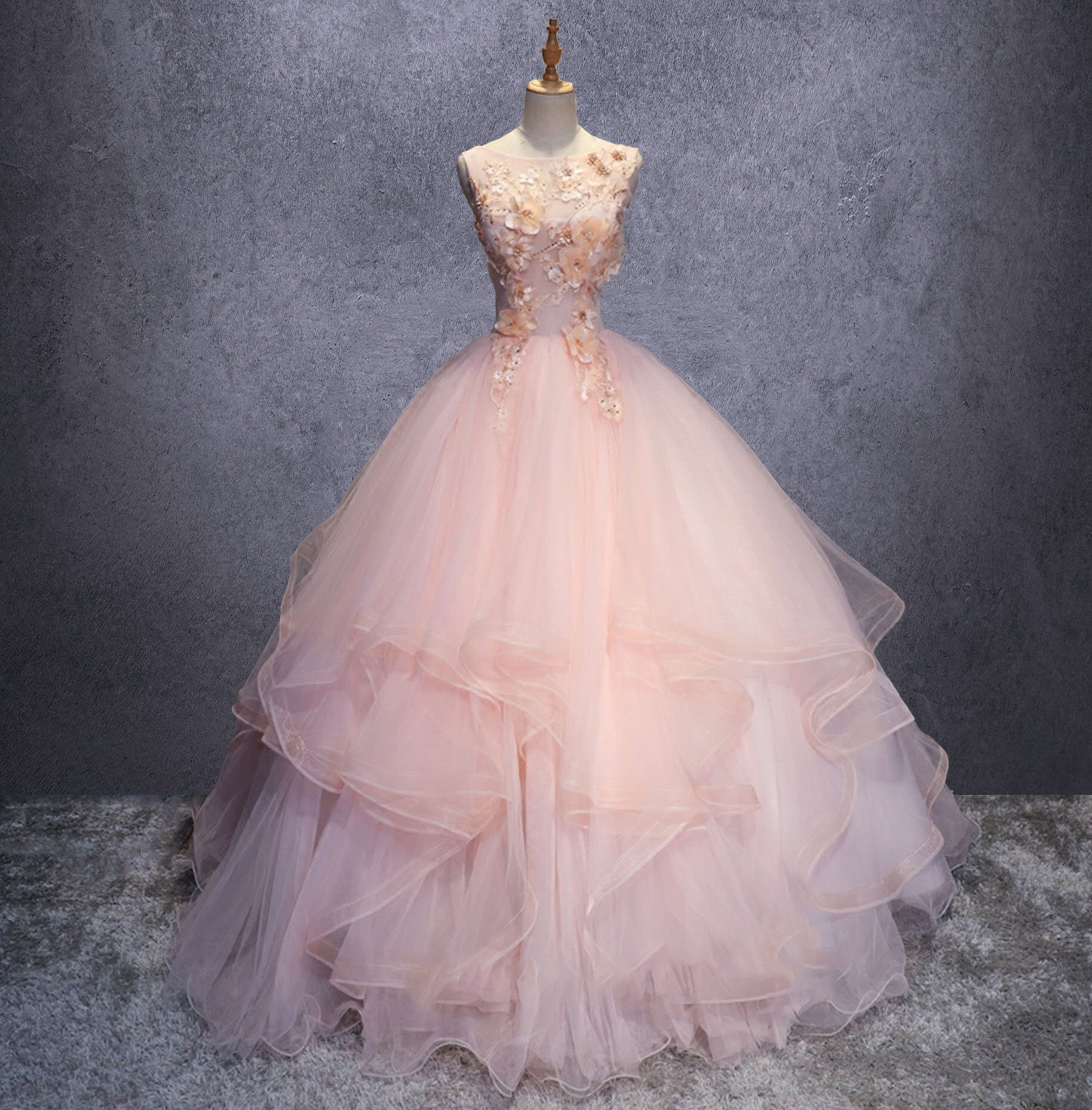 Pink Ball-Gown Organza Floor-Length Prom Dress with Appliqued