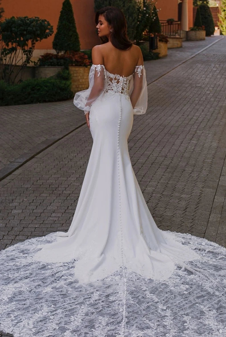 Ramina | Ethereal Mermaid Plunging Neck Chiffon Tulle Wedding Dress with Appliques