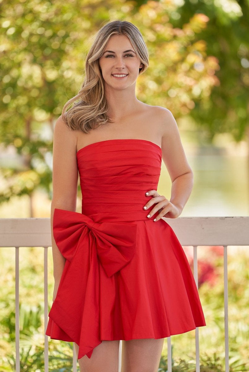 Fern | A-Line Red Strapless Mini Homecoming Dress with Bow
