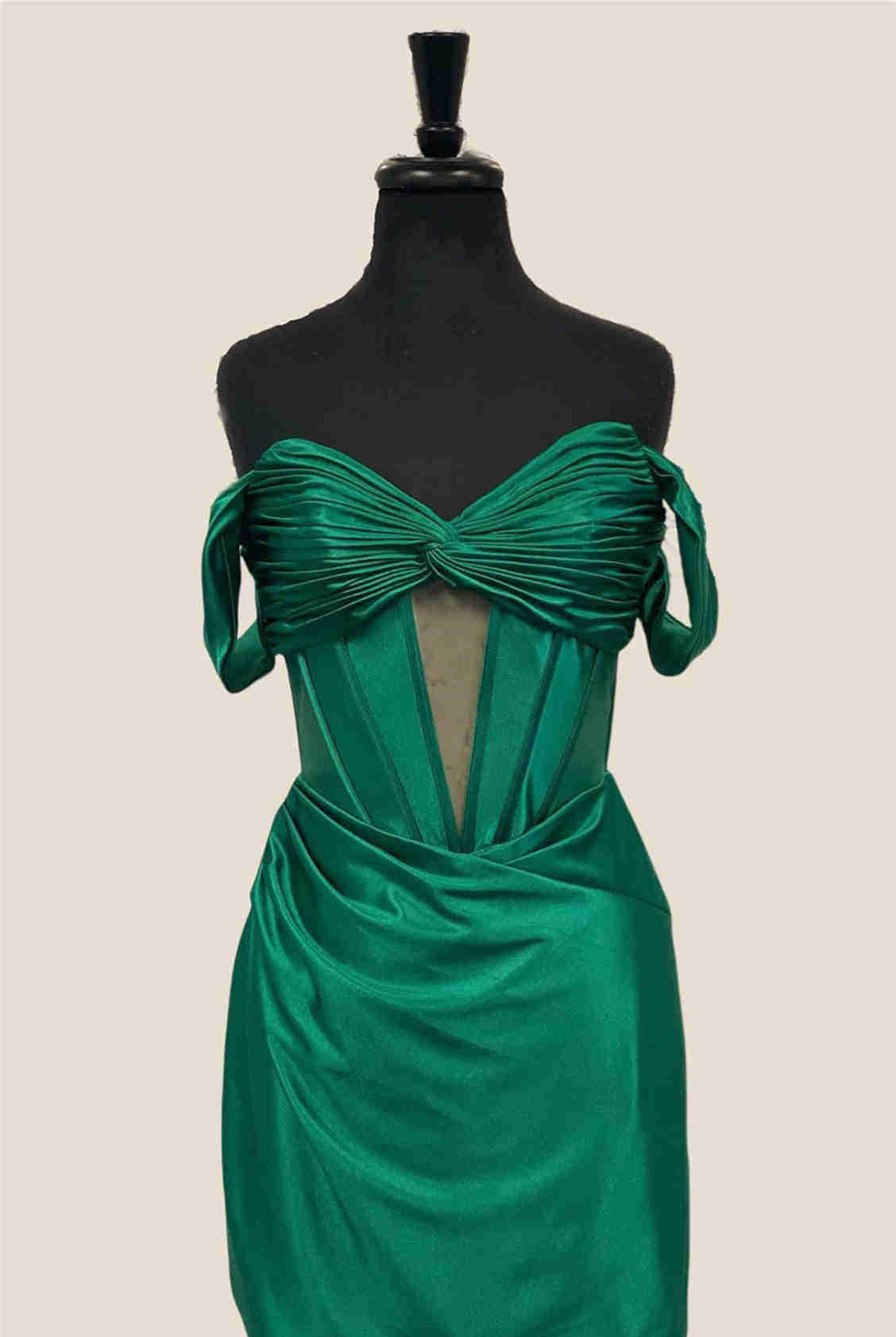 Fiore | Off the Shoulder Royal Blue Ruched Mini Homecoming Dress