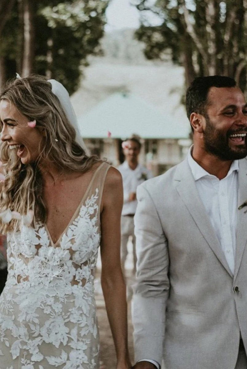 Floral Lace Appliques V Neck Sleeveless Mermaid Boho Wedding Dresses - KissProm