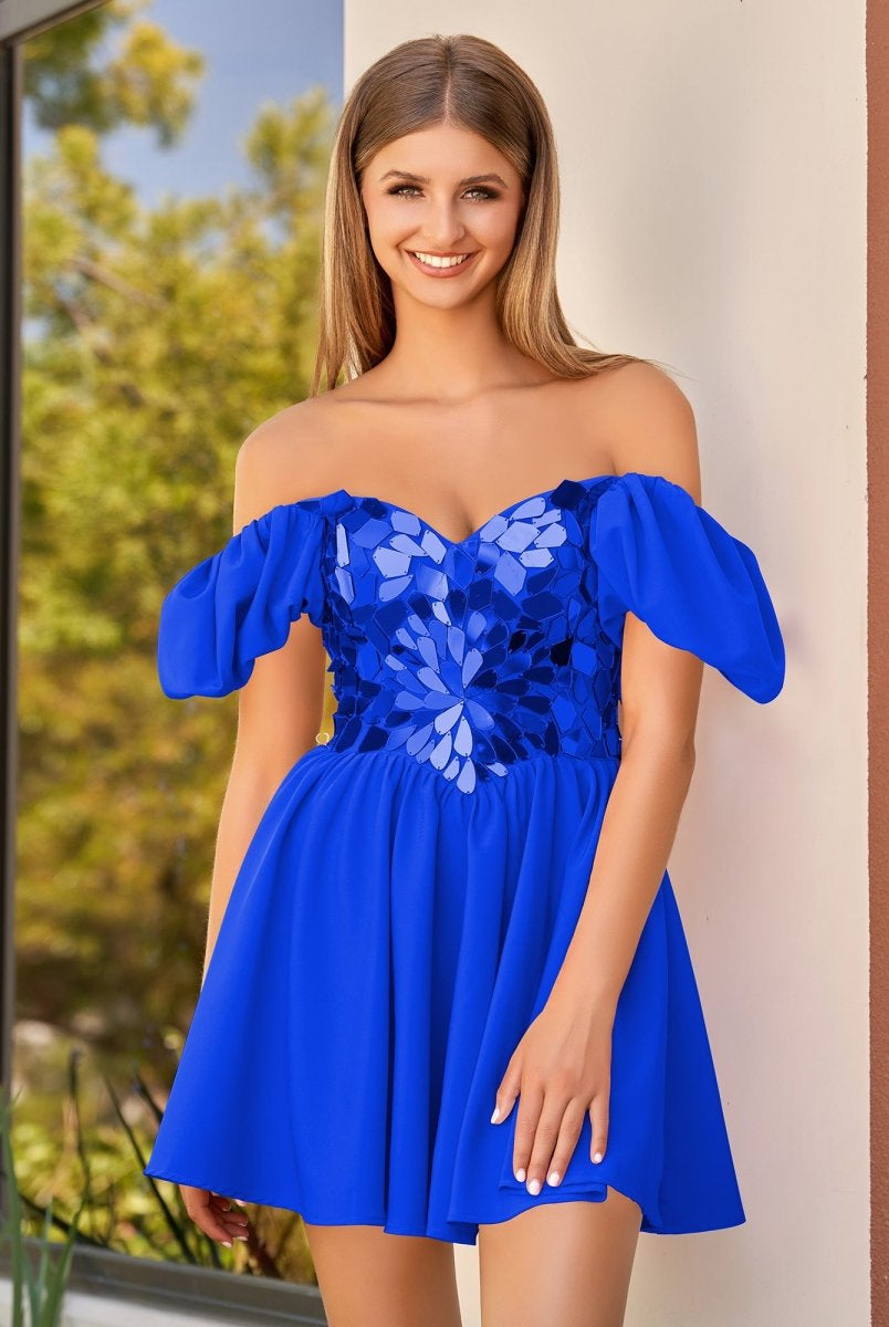 Galatea | A-Line Short Red Cut-Glass Sweetheartg Dress