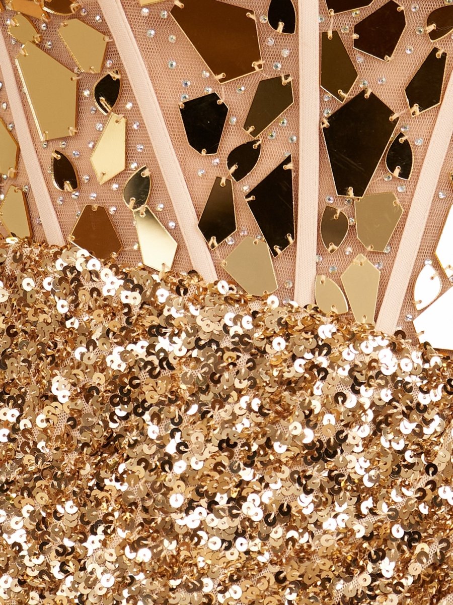 Nelly | Red Mirror-Cut Sequins Halter Sheath V Neck Homecoming Dress