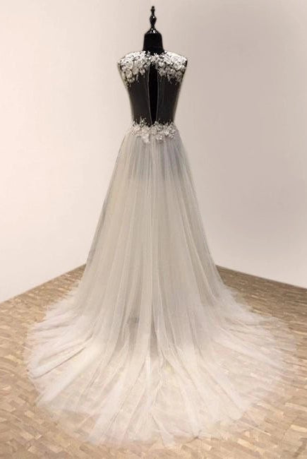 Impressive V-neck Sleeveless Sweep Train Tulle Wedding Dress with Appliques