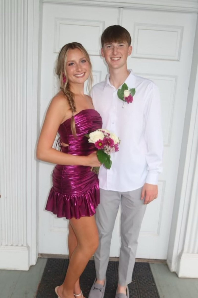 Jacinth | Magenta- Sheath Strapless Metallic Ruffles Pleated Short Homecoming Dress