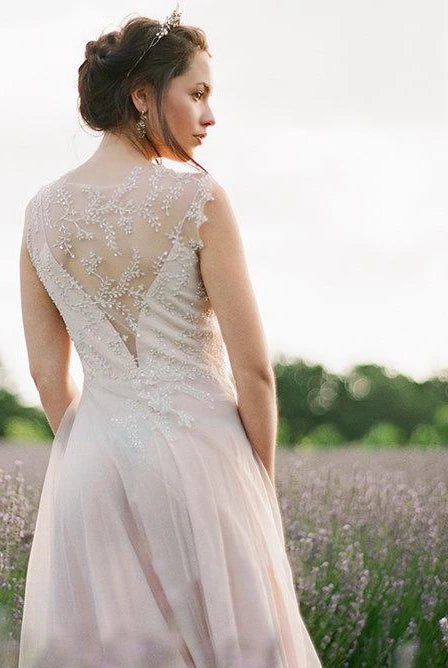 Jewel Neck Sleeveless Long Tulle Wedding Dress With Beading