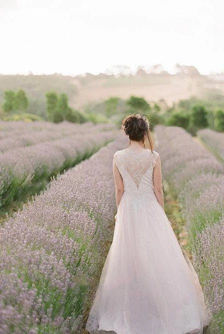 Jewel Neck Sleeveless Long Tulle Wedding Dress With Beading