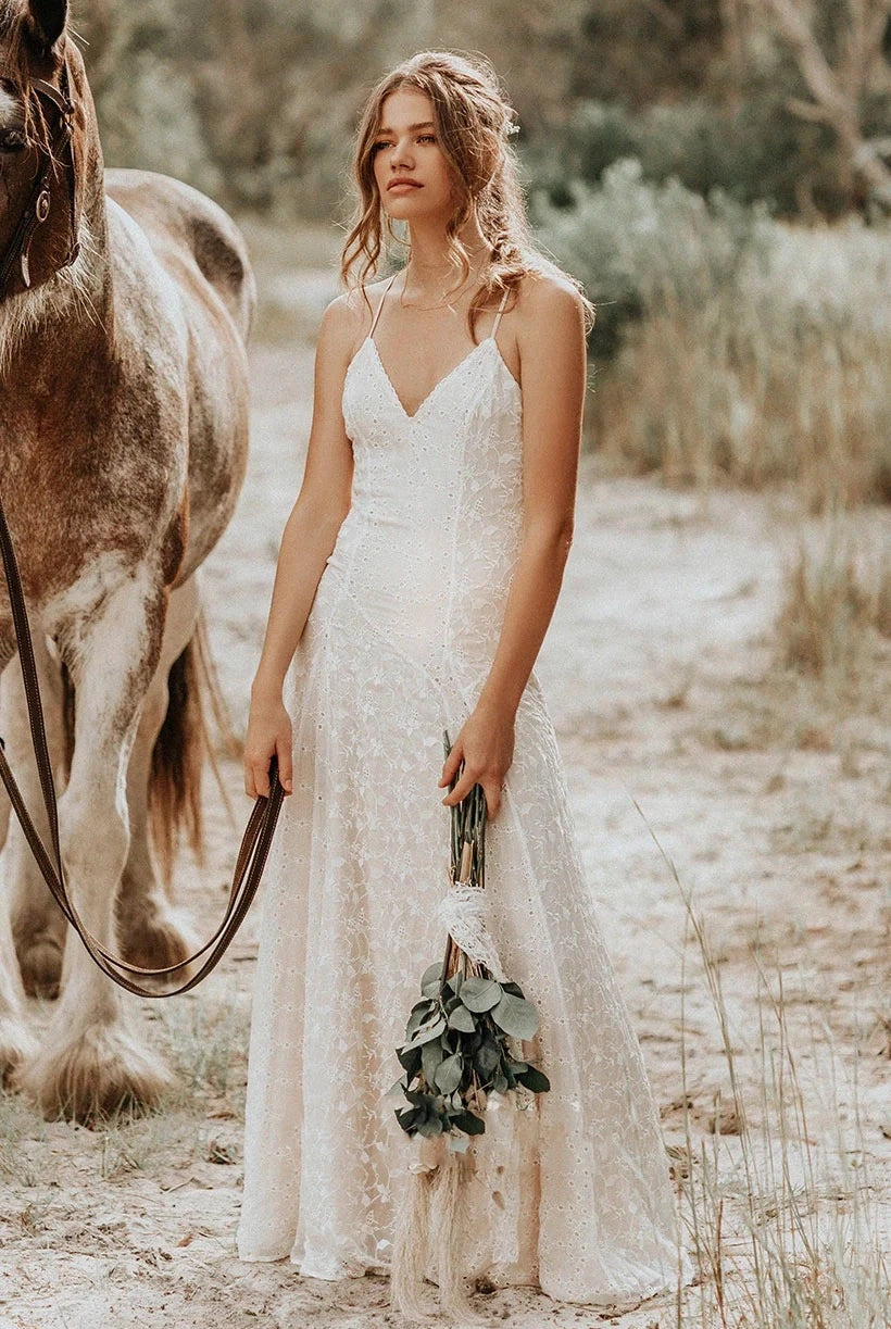 Iolanda | Lace Spaghetti V-neck Sheath Wedding Gown With Straps And Open Back