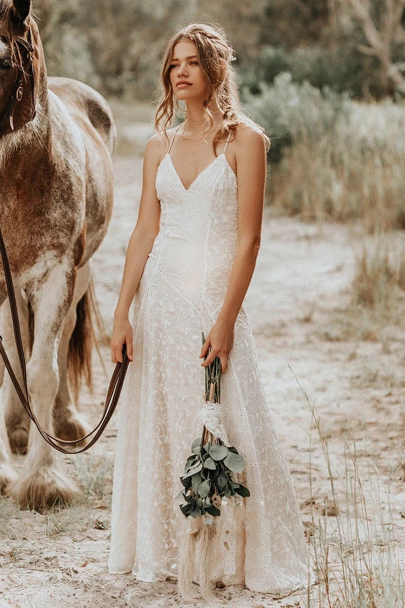 Iolanda | Lace Spaghetti V-neck Sheath Wedding Gown With Straps And Open Back