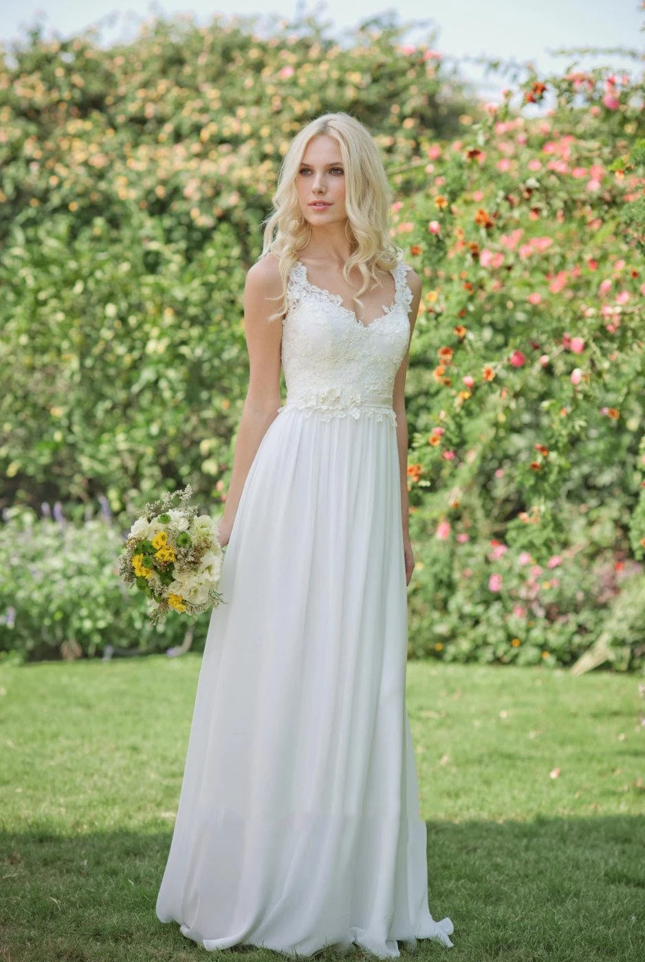Long Chiffon Lace Weddig Dress With Beading Flower