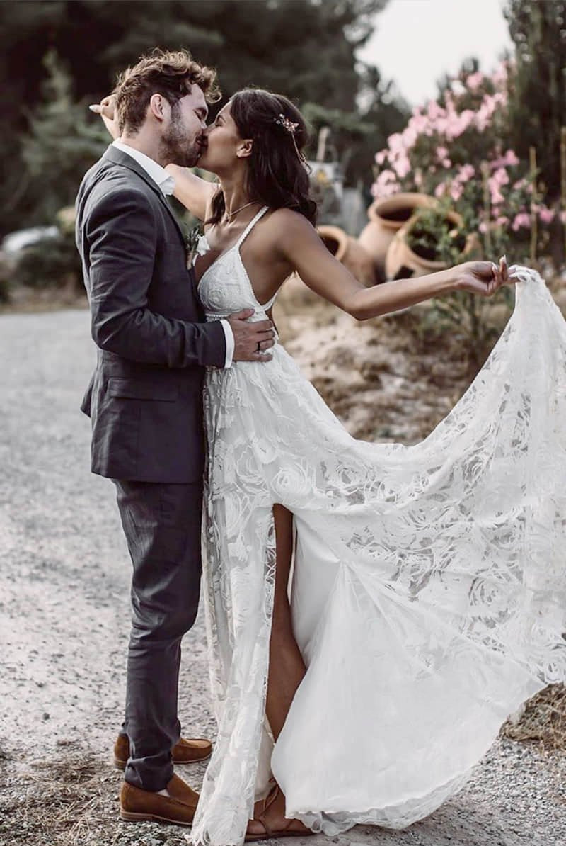 Luxury Lace Chic Halter A-Line Bohemian Wedding Dress with Slit Bridal Gowns