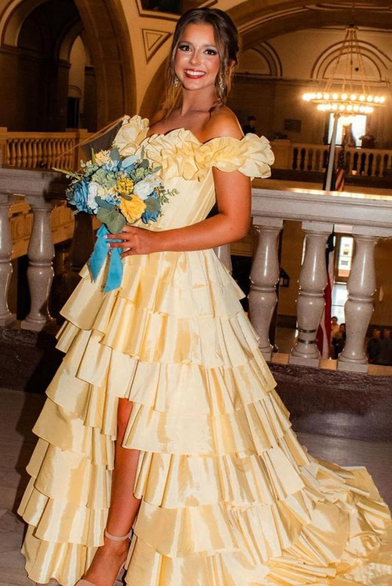 KissProm-Madelynn Yellow Off-Shoulder Ruched A-Line Layered Satin Prom Dress with Slit