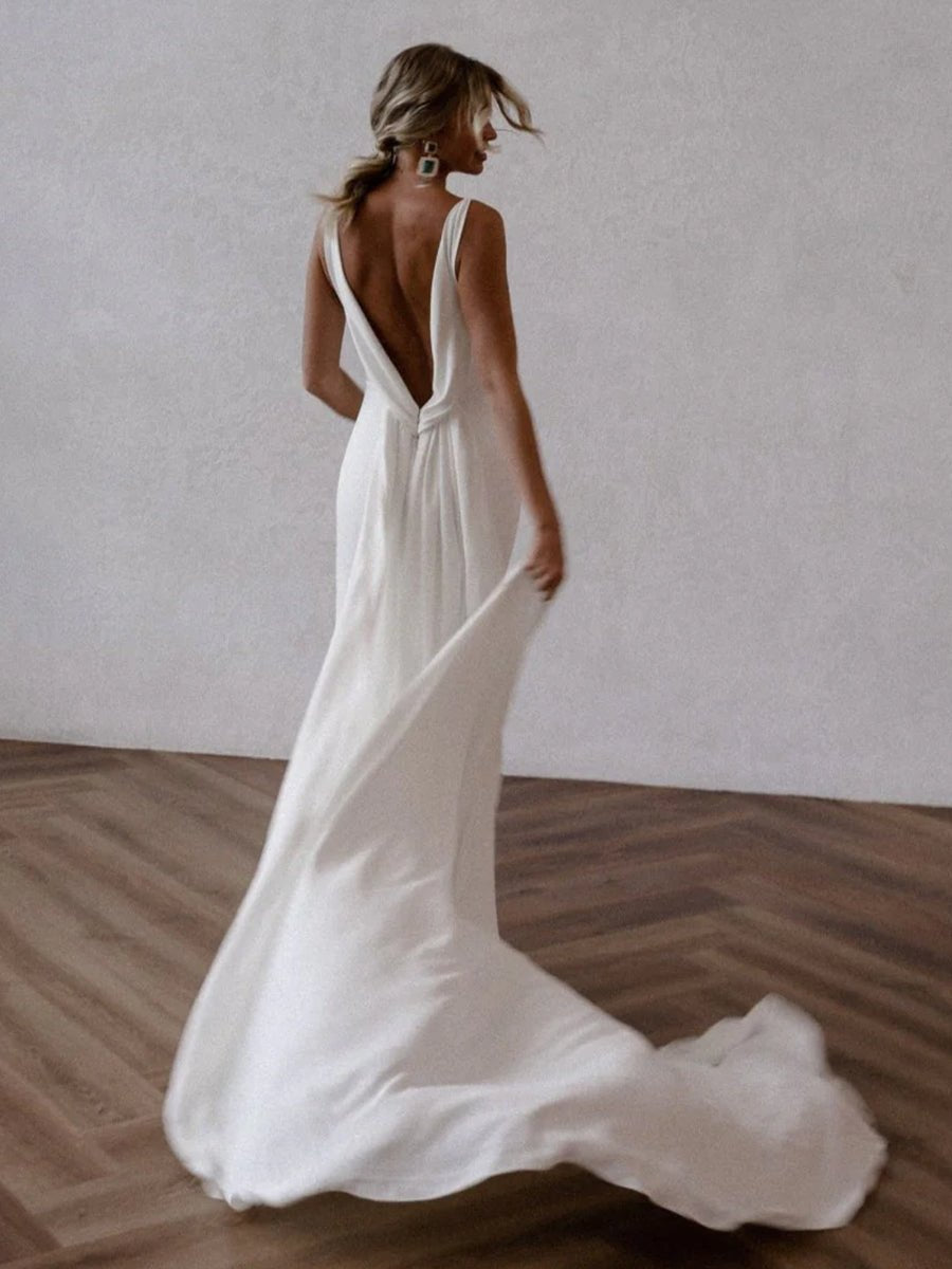 Jaylynn | Mermaid Deep V - Neck Backless White Wedding Dress - KissProm
