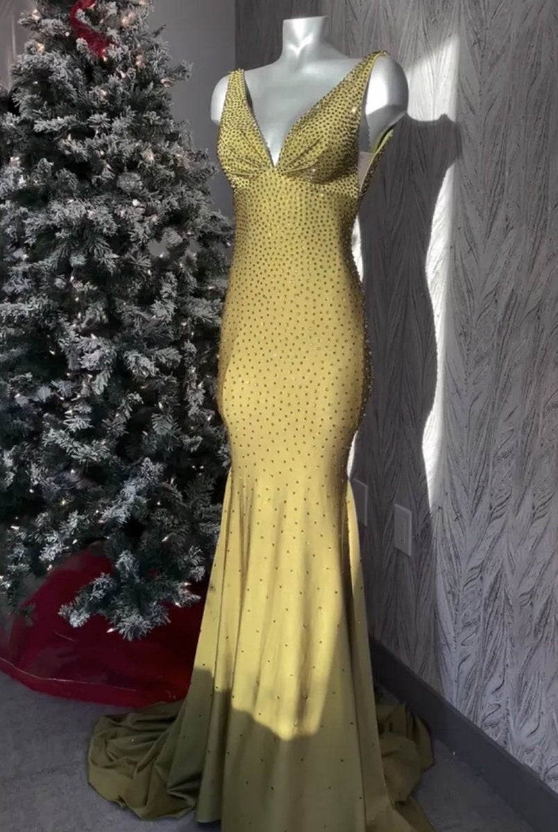 Molly | Mermaid Deep V-Neck Beaded Satin Long Prom Dress