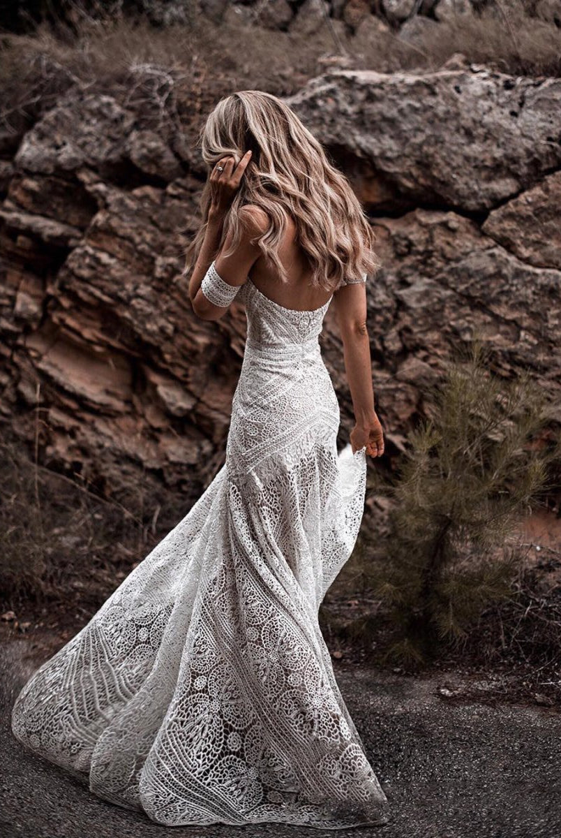 Mermaid Off-the-Shoulder Backless Ivory Lace Beach Wedding Dresses