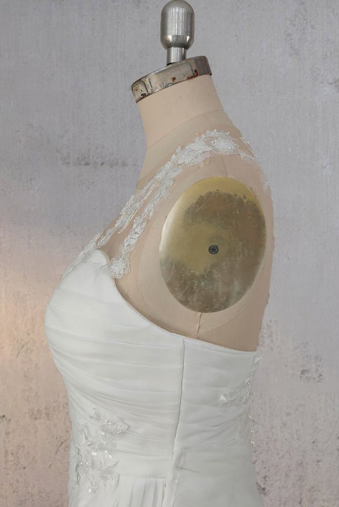 Mermaid Pearled Enchantment Lace Appliqued Wedding Dresses