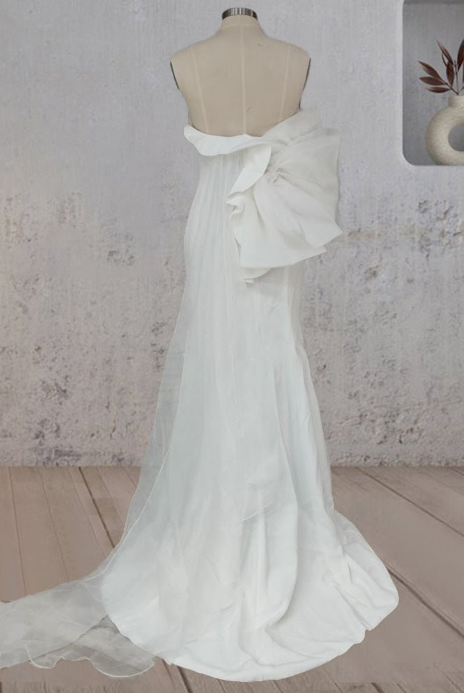 Mermaid Simple Ruffled White Wedding Dress