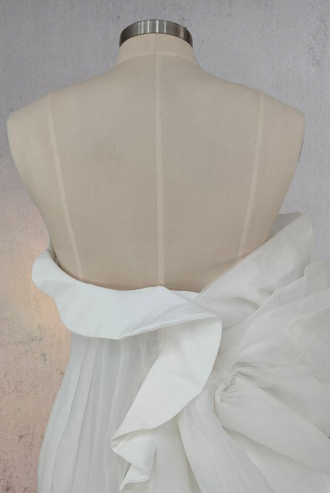 Mermaid Simple Ruffled White Wedding Dress