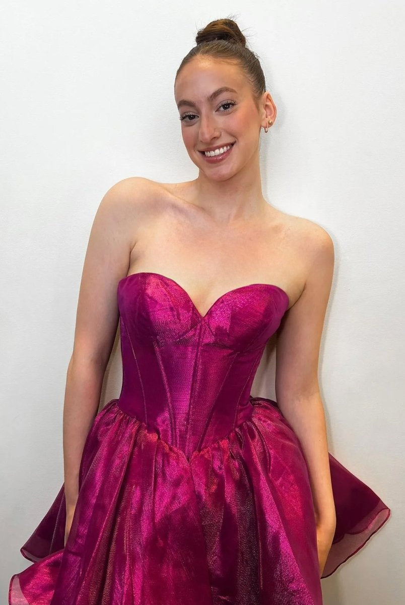 Mili | Magenta - A-line Sweetheart Satin Short Homecoming Dresses
