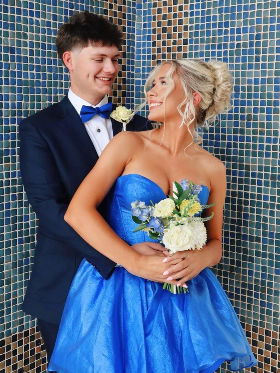 Mili | Royal Blue - A-line Sweetheart Satin Short Homecoming Dresses