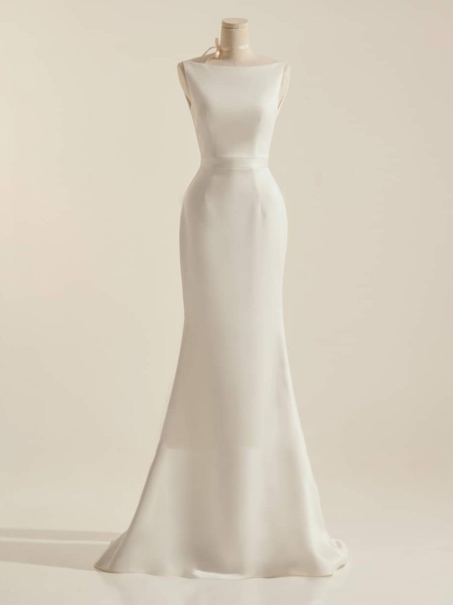 Simple Sleeveless Mermaid Wedding Dress With Sexy Bow