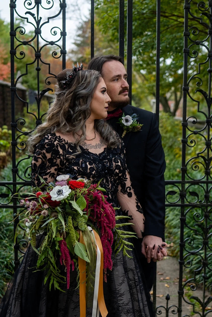 Modern Gothic Boho Lace Black Wedding Dress Vintage Unique A-Line Long Sleeve Bridal Gown with Court Train