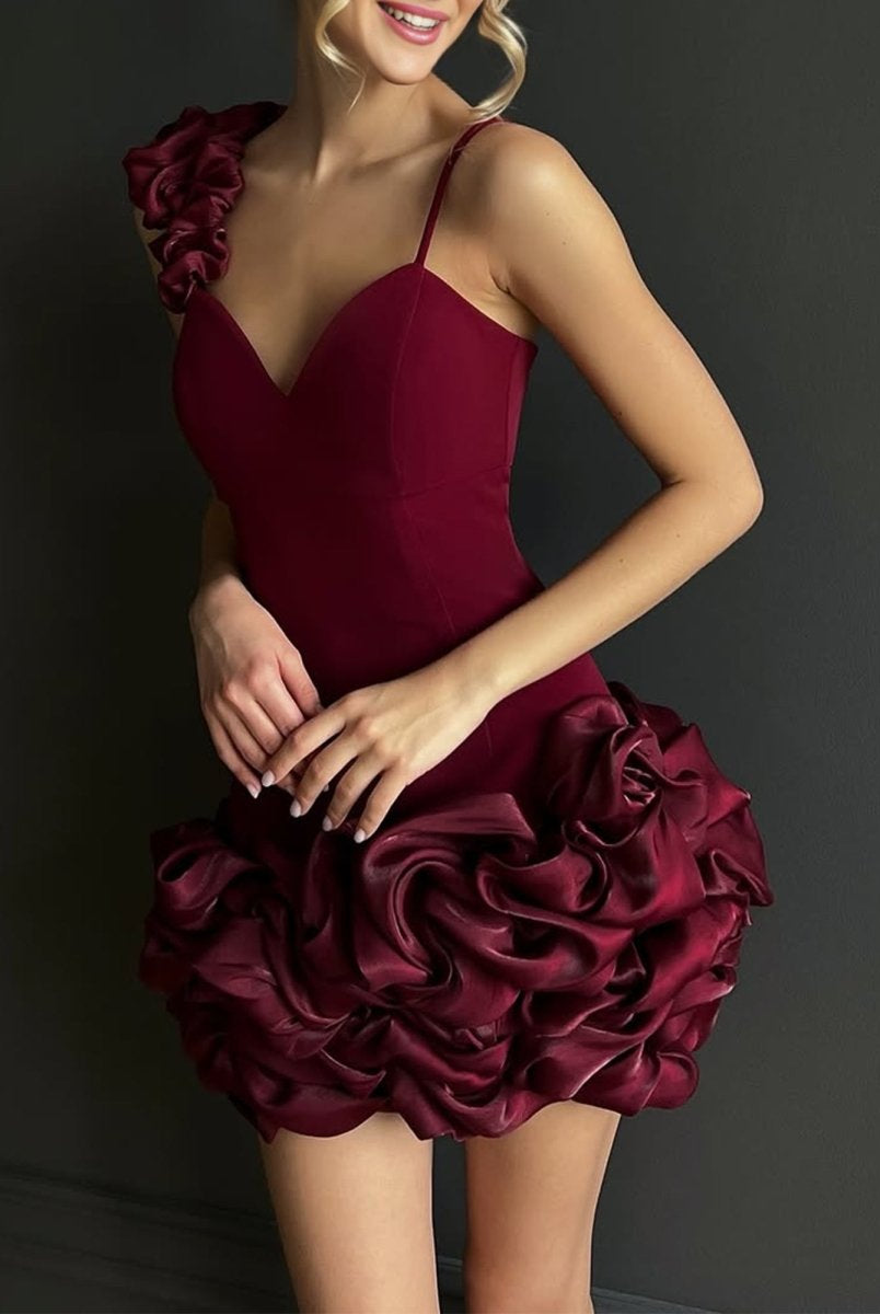 Nephele | Burgundy - Sheath Spandex Ruched V Neck Homecoming Dresses with Ruffles