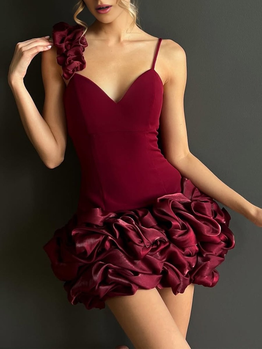 Nephele | Burgundy - Sheath Spandex Ruched V Neck Homecoming Dresses with Ruffles