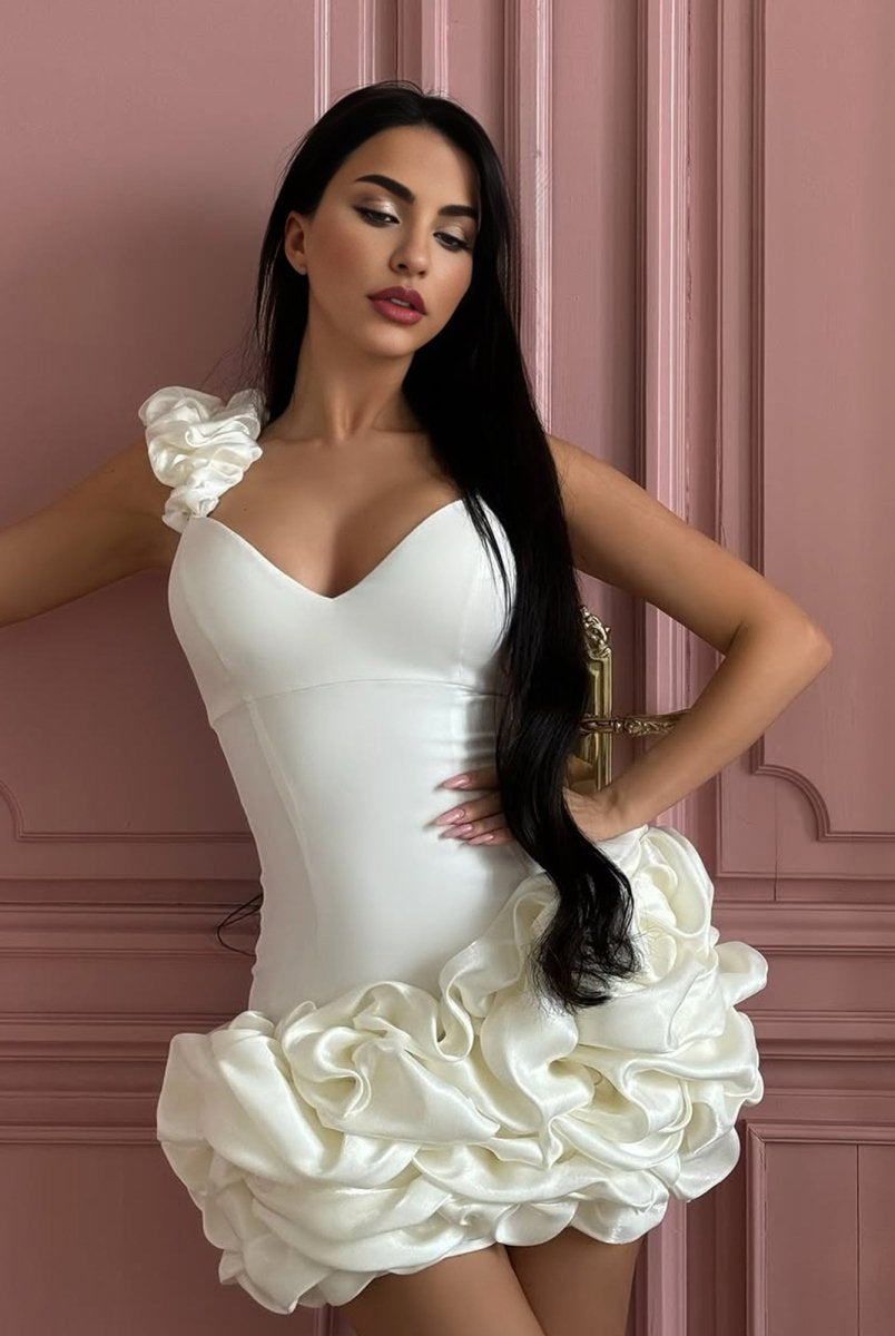 Nephele | Ivory - Sheath Spandex Ruched V Neck Homecoming Dresses with Ruffles