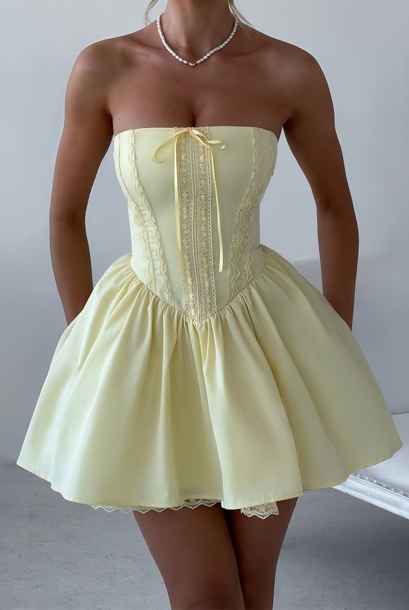 Nymeria | Yellow - A Line Satin Strapless Homecoming Dresses with Lace Panelings