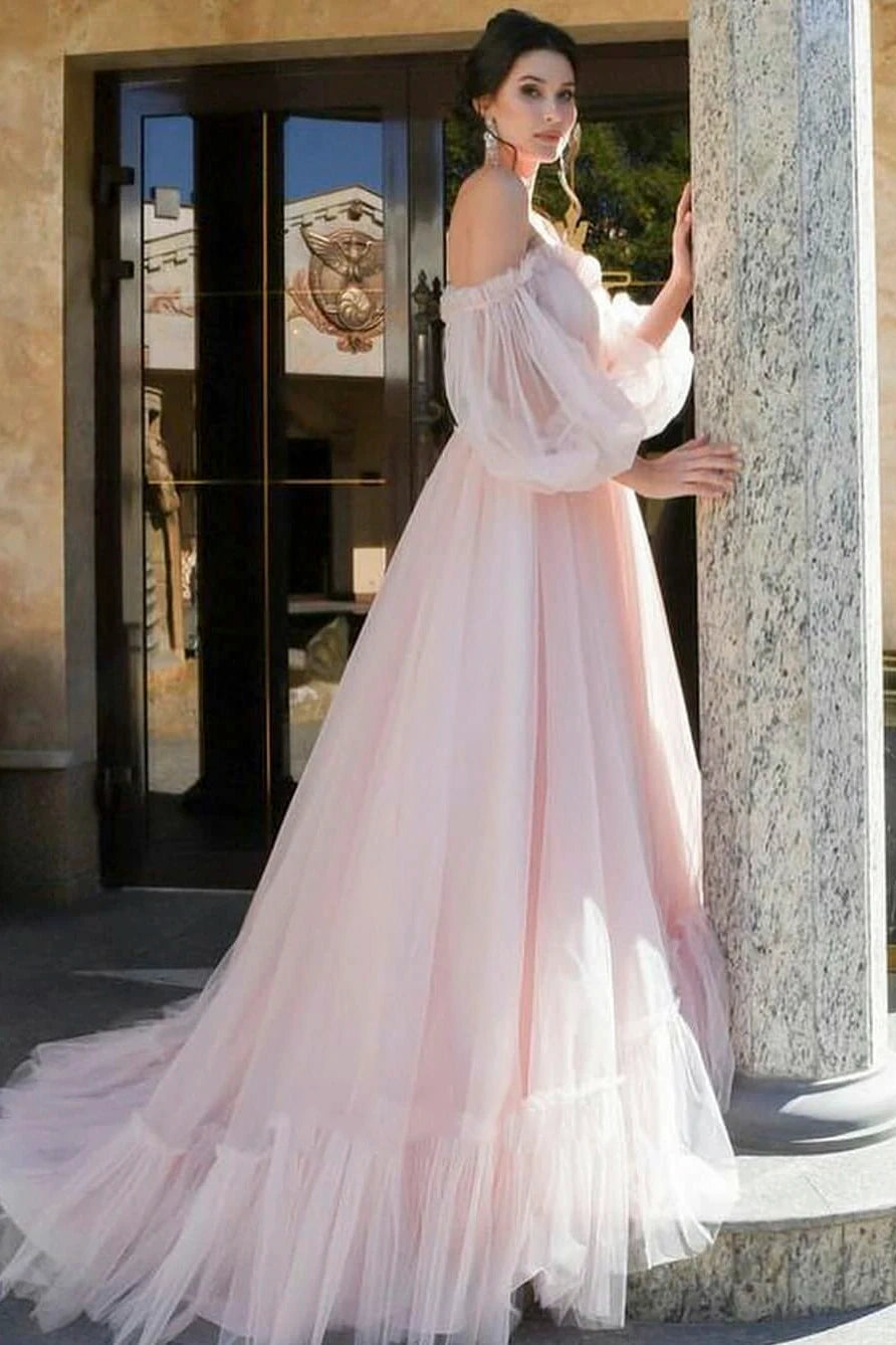Off-shoulder Charming Sweetheart Tulle Wedding Dress With Poet Sleeves