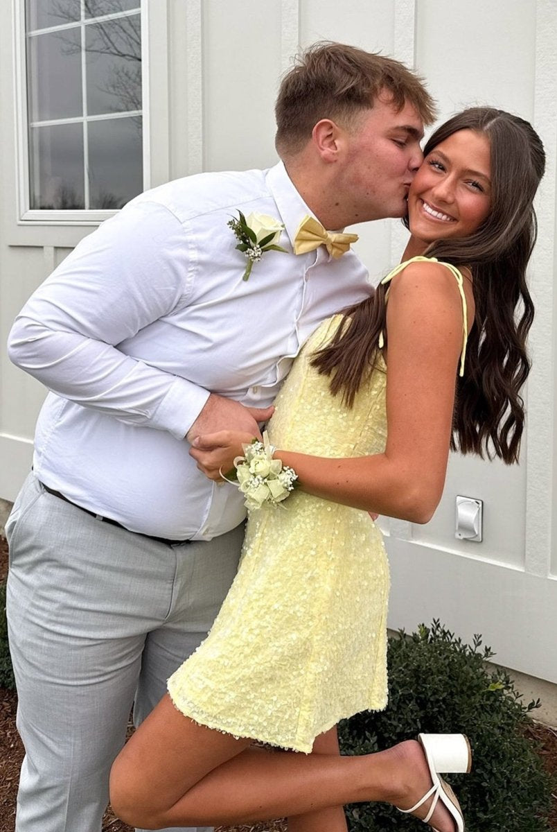 Omia | Yellow - Spaghetti Straps A Line Sequins Short Homecoming Dresses