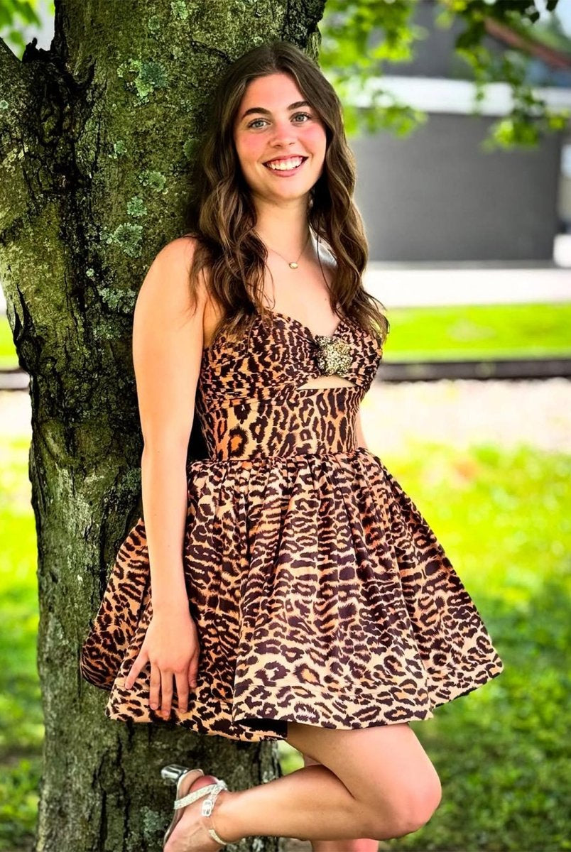 Saela | Leopard - A Line Spaghetti Straps Satin Short Homecoming Dress With Beadings