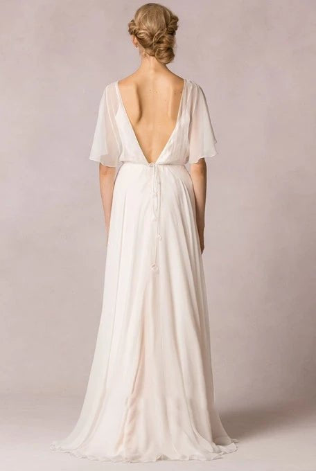 Sheath Scoop-Neck Floor-Length Poet-Sleeve Appliqued Chiffon Wedding Dress With Pleats
