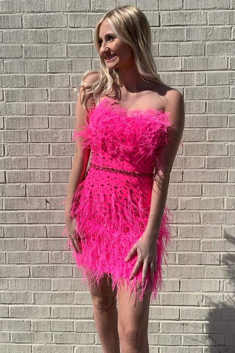 Moana | Sheath Strapless Hot Pink Feathers Short Homecoming Dress with Beaded Belt