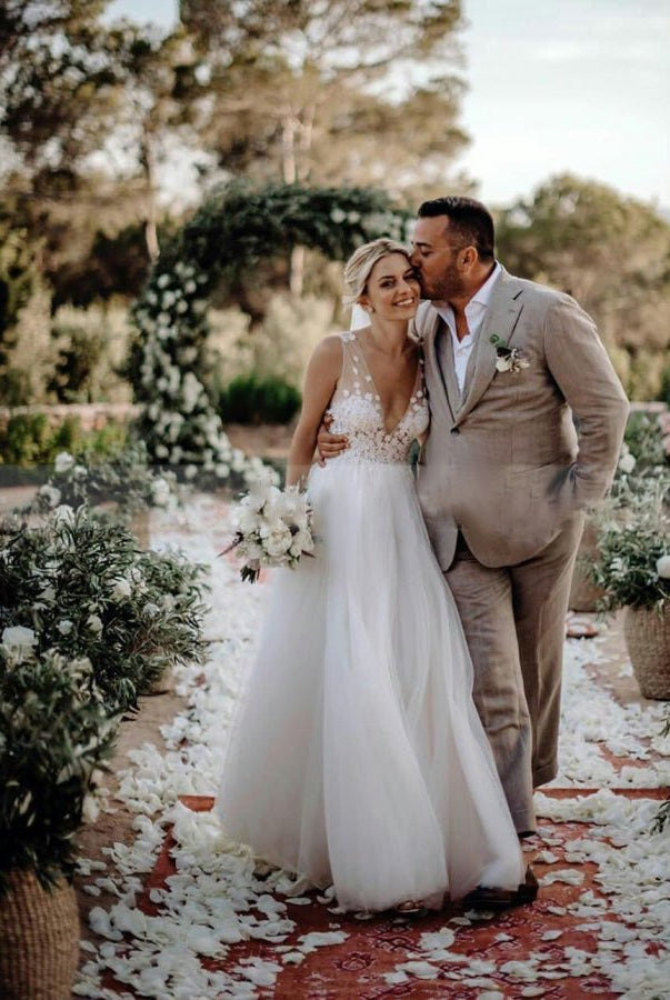 Bohemian Sexy Deep V Neck Sleeveless Lace Appliques A - Line Country Wedding Dresses - KissProm