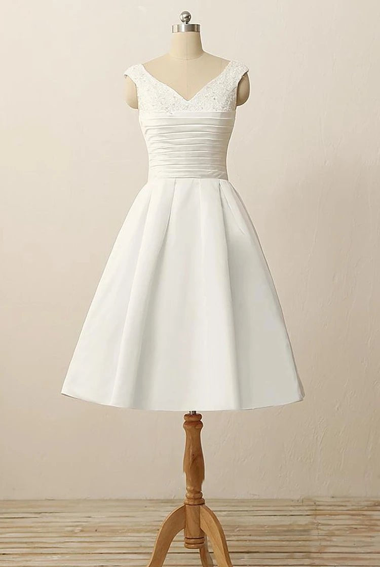 Short V-Neck Pleats Beading Appliques Zipper Satin Wedding Dress